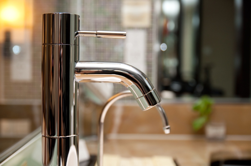 Leaking tap being repaired in Elm Park